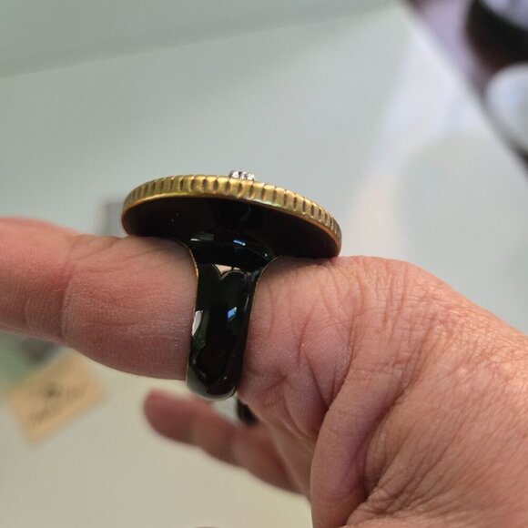Patricia Nash NWOT Twotone Compass Ring Goldtone Silvertone Black Enamel Size 10 - Picture 3 of 7